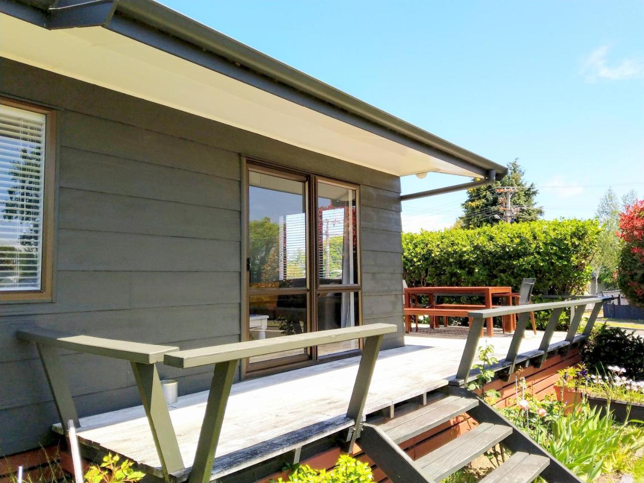 Bram'S Bach Villa Taupo Eksteriør bilde