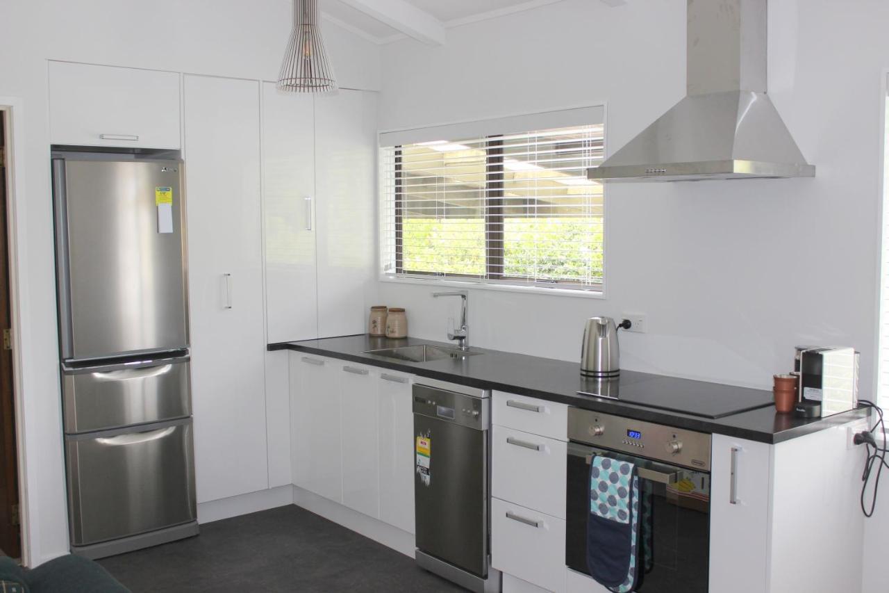 Bram'S Bach Villa Taupo Eksteriør bilde