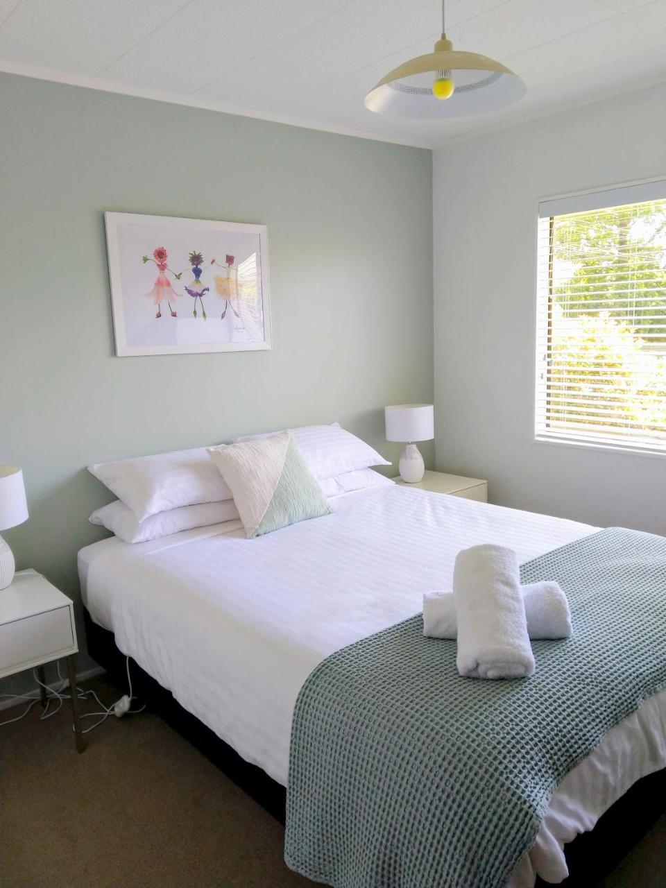 Bram'S Bach Villa Taupo Eksteriør bilde